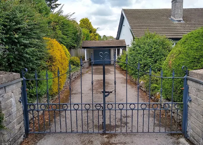 Silverdale Mount * Grange-over-Sands